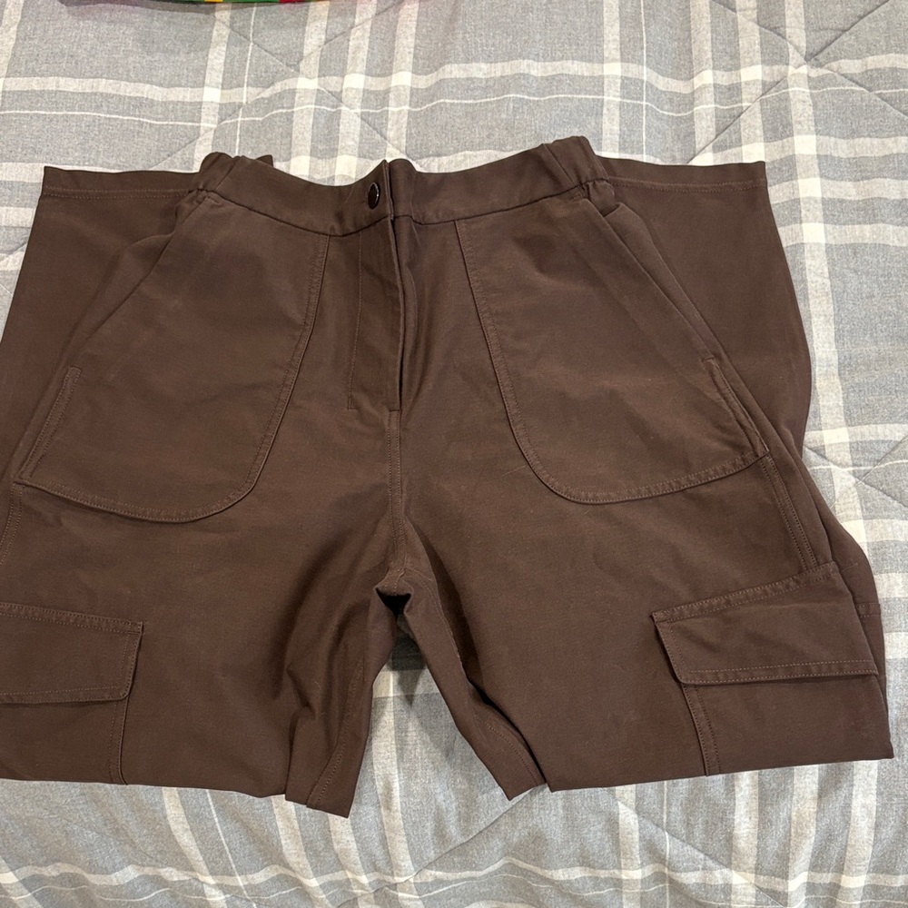 Lululemon Brown Cargo pants